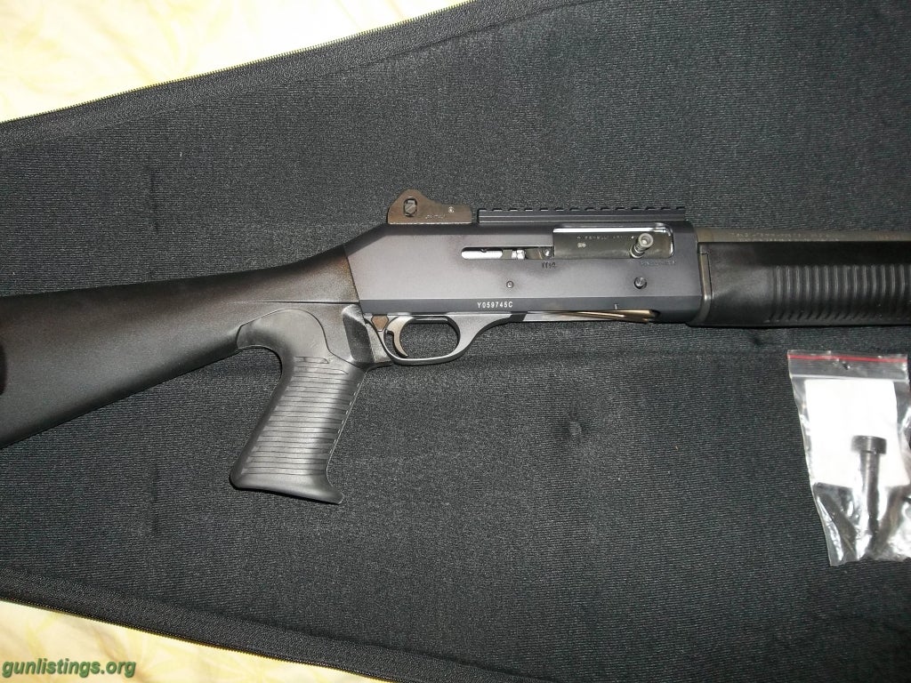 Shotguns Benelli M-4