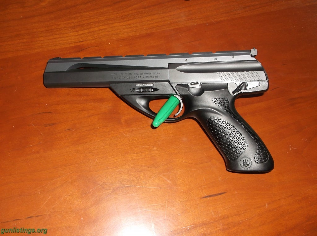 Pistols Beretta U22 Neos