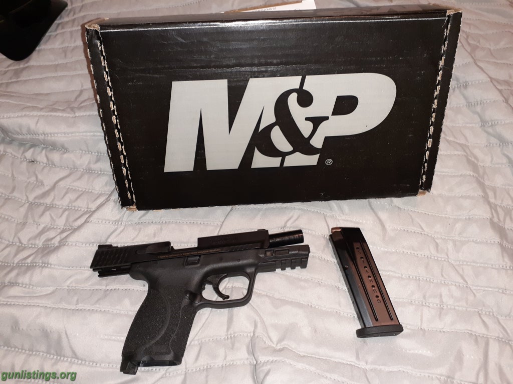 Pistols Smith & Wesson M&P 9