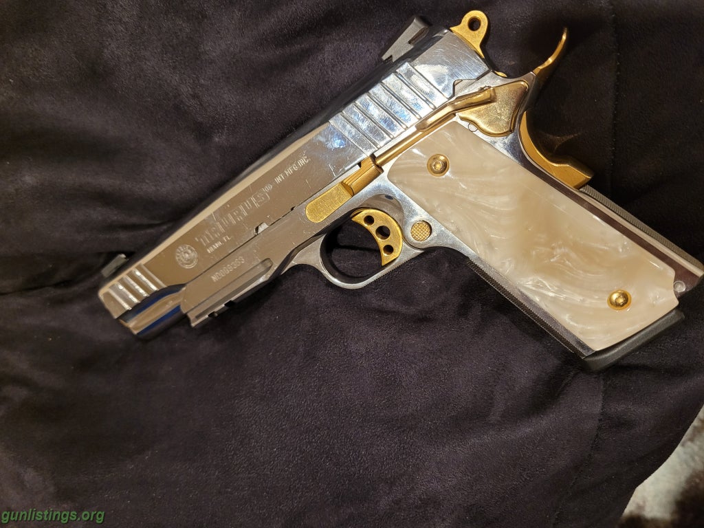 Pistols Taurus 1911 Chrome