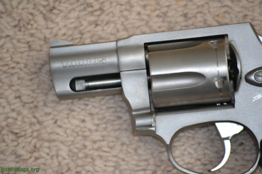 Gunlistings.org - Pistols Taurus 605 - 357